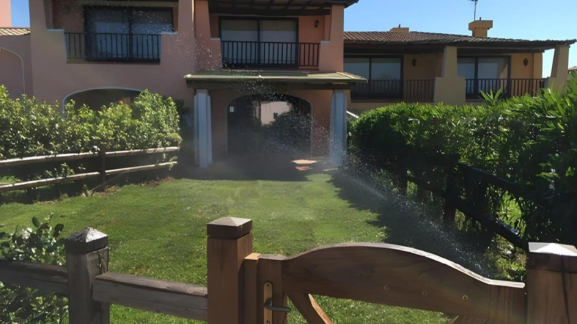 度假居 Casa Cleo Piscina Condominiale 斯廷蒂诺